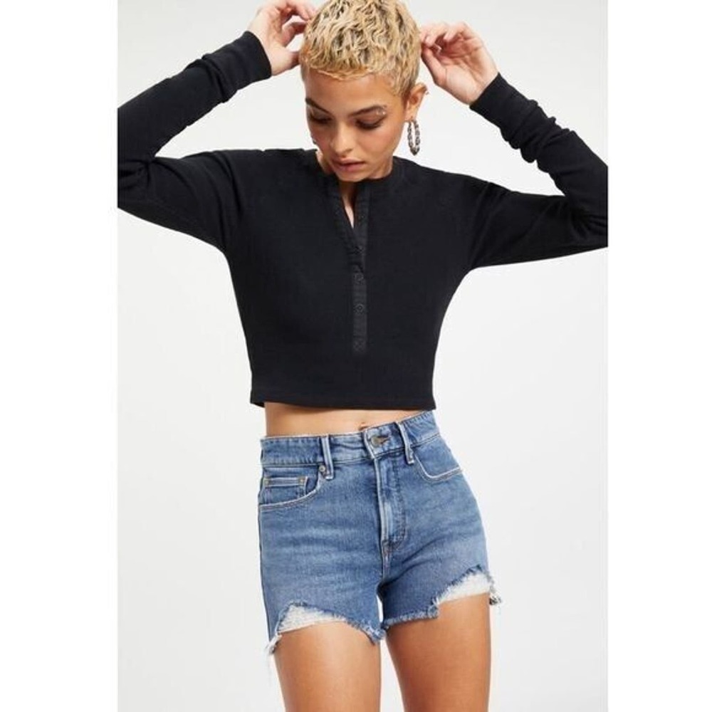 Good American Black Thermal Waffle knit Fitted Pullover Henley Crop Top Sz 4/XL